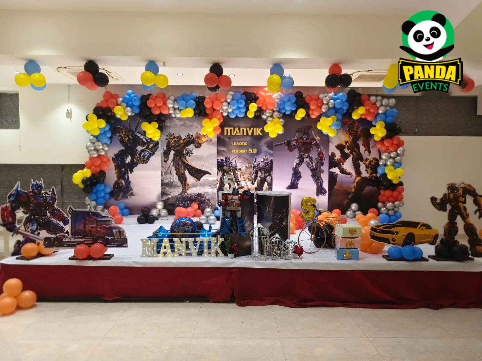 Superhero birthday decoration theme